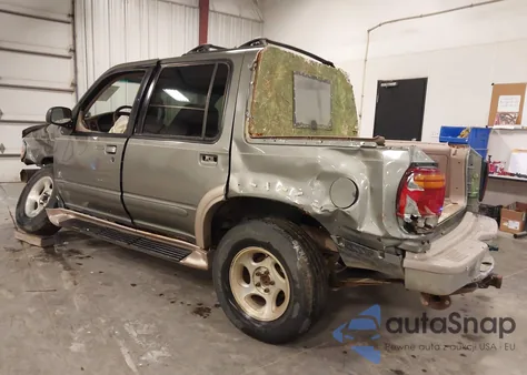 2000 Ford Explorer Eddie Bauer из США, поврежденный, VIN 1FMZU64P8YZA58382